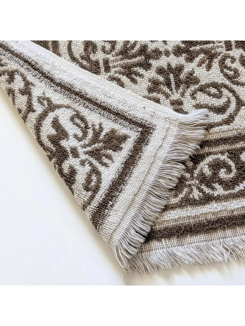1970s Vintage Brown & White Hand Towel